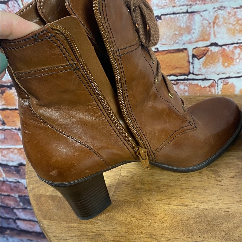 Naturalizer Brown Lace-Up Leather Granny Boho Chic Heeled Ankle Boots Sz 8.5 - Picture 13 of 17